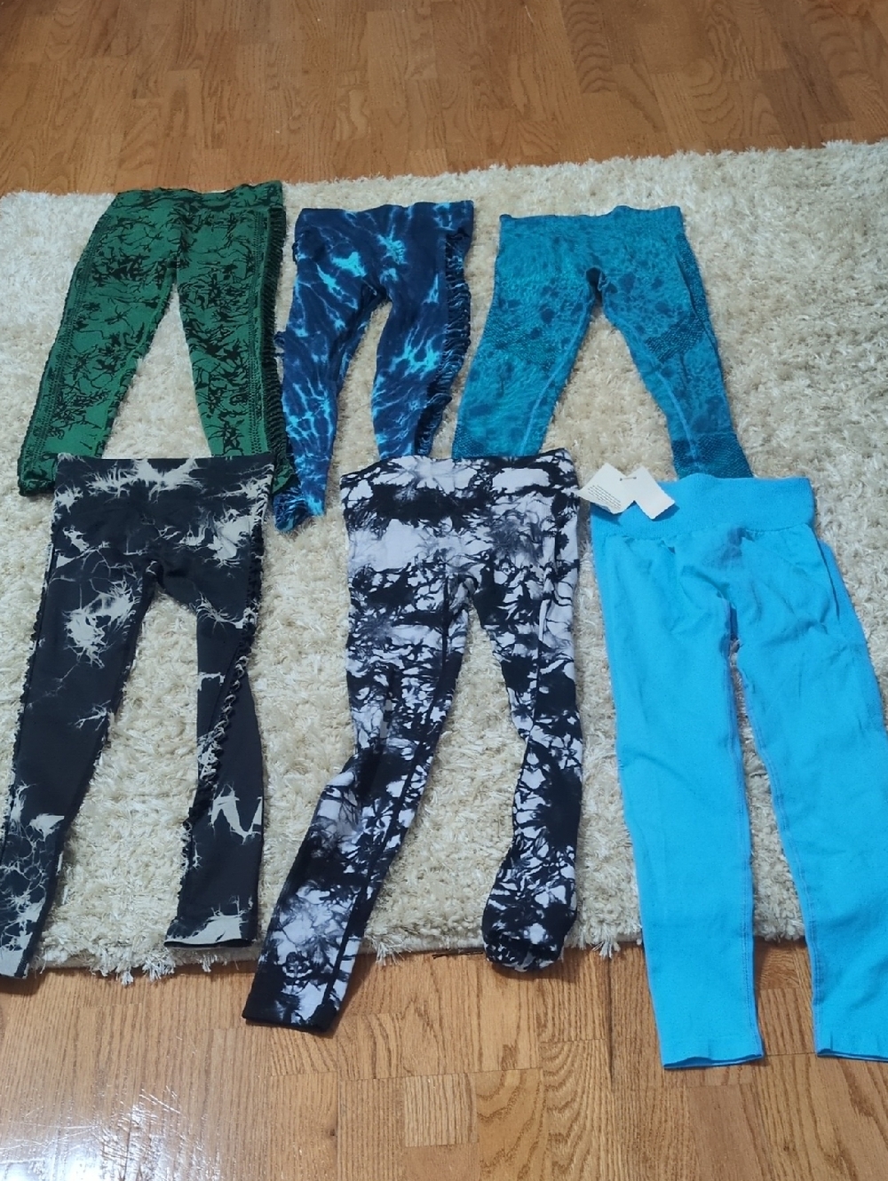 Multiple Seamless Leggings Moving Out Of State My Loss Your Gain! 😊